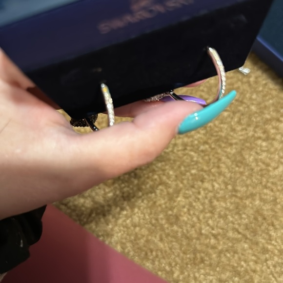 Swarovski heart necklace and earrings matching set - Picture 5 of 5